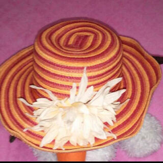 レディース ハット オレンジ 麦わら帽子 花付き 取り外し可能 ツバの形自由自在(麦わら帽子/ストローハット)