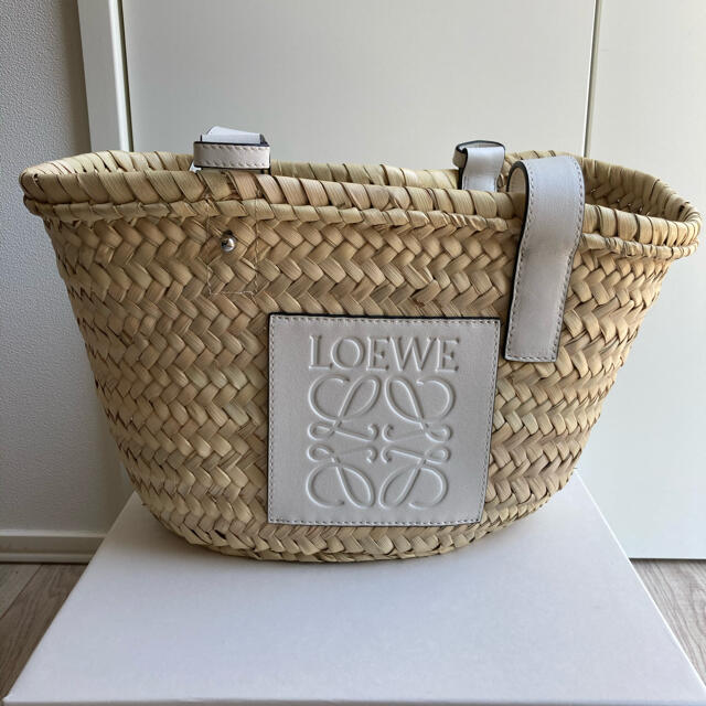 バッグLOEWE バスケットバッグ　スモール