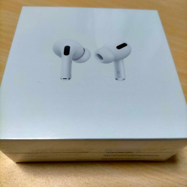 Apple(アップル)の国内正規品　エアポッツプロ　AirPods Pro スマホ/家電/カメラのオーディオ機器(ヘッドフォン/イヤフォン)の商品写真