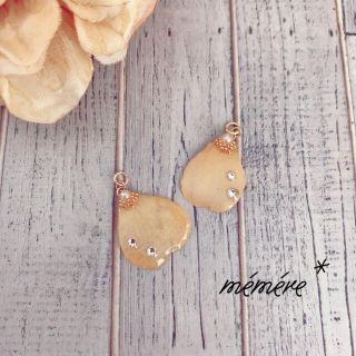 アガット(agete)の現品のみ♡14kgf花びらcharm(ピアス)