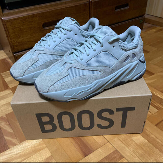 adidas(アディダス)のadidas yeezy boost 700 salt US9.5 27.5cm メンズの靴/シューズ(スニーカー)の商品写真