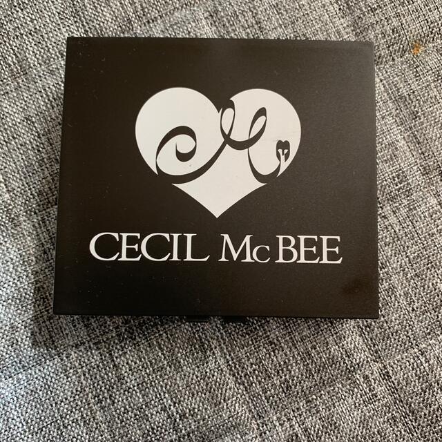 CECIL McBEE(セシルマクビー)のCECIL McBEE まつげケース レディースのファッション小物(ポーチ)の商品写真