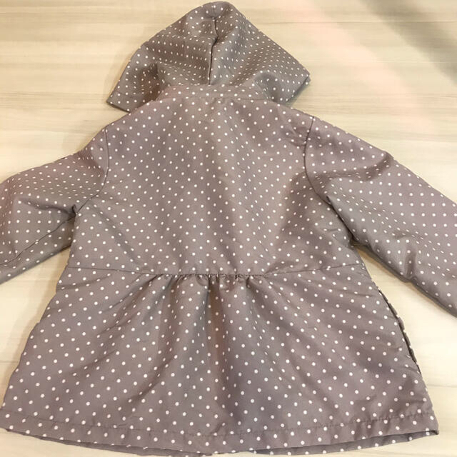 BeBe(ベベ)のBeBe べべ　リボン　パーカ　ジャケット  110 グレー キッズ/ベビー/マタニティのキッズ服女の子用(90cm~)(ジャケット/上着)の商品写真