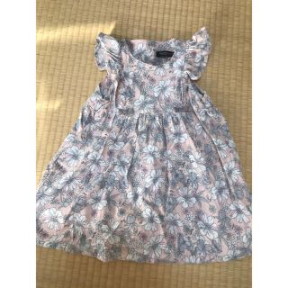 ベベ(BeBe)のBeBe♡花柄ワンピース　100サイズ(ワンピース)