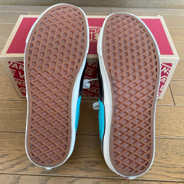 VANS(ヴァンズ)のバンズ　エラ　ウルトラクッシュ【24cm】 レディースの靴/シューズ(スニーカー)の商品写真