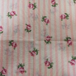 ローラアシュレイ(LAURA ASHLEY)のローラアシュレイ　生地　はぎれ(生地/糸)