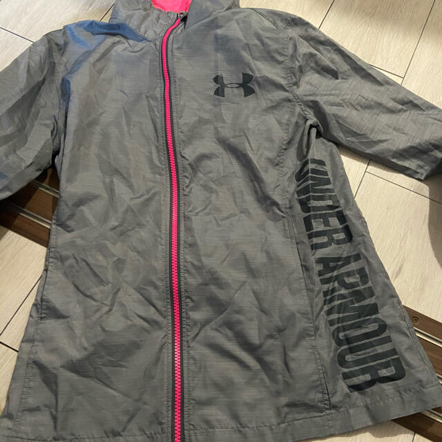 UNDER ARMOUR - アンダーアーマ　ウィンドブレーカー　【今だけお値下げ】
