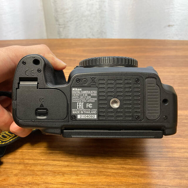 Nikon D750 ボディ フルサイズ L字プレート 縦グリップ-eastgate.mk
