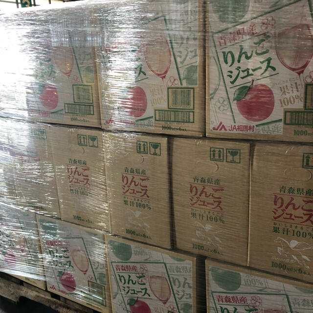 青森県産りんごジュース1 リットル6本入JA相馬村品種ブレンド果汁100% 食品/飲料/酒の飲料(ソフトドリンク)の商品写真