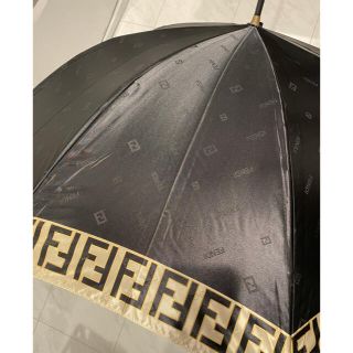 フェンディ(FENDI)のFENDI 雨傘　未使用品(傘)