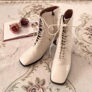 スナイデル(SNIDEL)のmeltie lace up short boots(ブーツ)