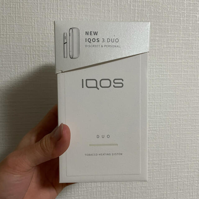 IQOS(アイコス)のiQOS 3 DUOホワイト　カバー付き メンズのファッション小物(タバコグッズ)の商品写真