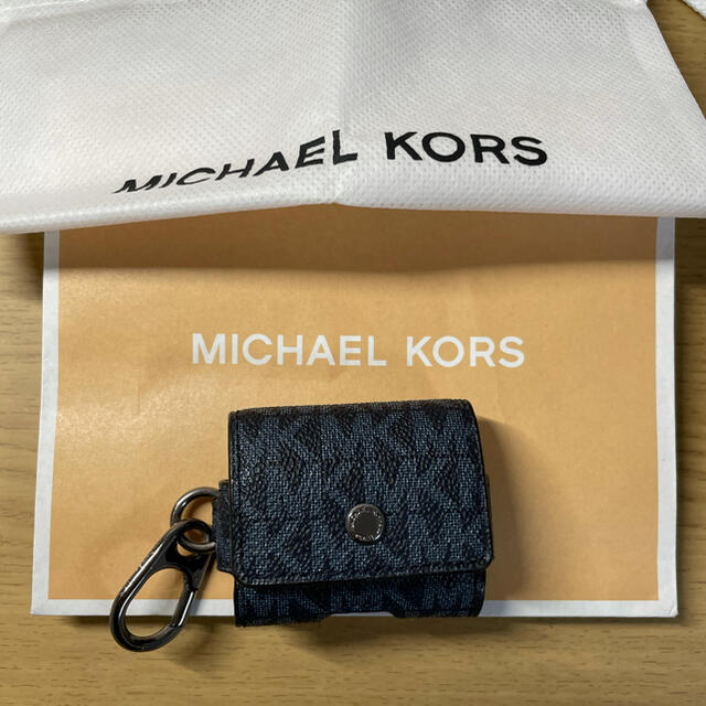 Michael Kors(マイケルコース)のMichael Kors AirPods Pro ケース スマホ/家電/カメラのスマホアクセサリー(モバイルケース/カバー)の商品写真