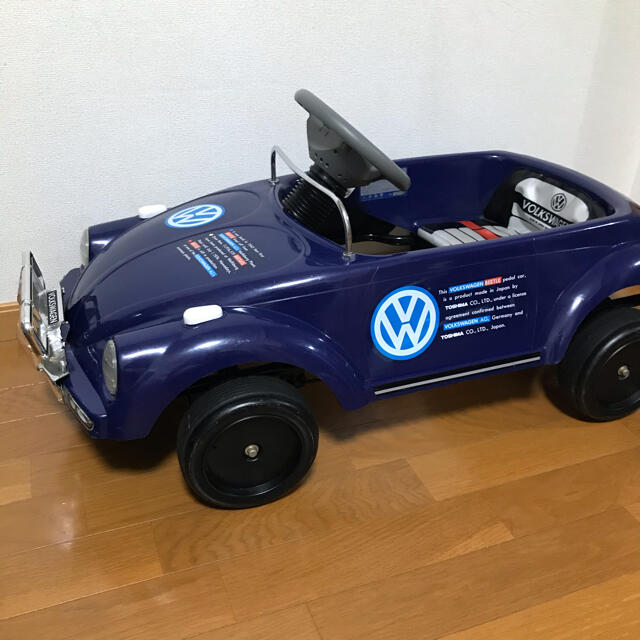 フォルクスワーゲン ビートル ペダルカー ヴィンテージ 子供用 キッズ/ベビー/マタニティのおもちゃ(電車のおもちゃ/車)の商品写真