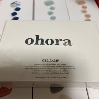 ★新品未開封★ohora ジェルネイルシール、ジェルランプ付き コスメ/美容のネイル(つけ爪/ネイルチップ)の商品写真