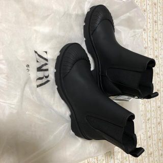 ザラ(ZARA)のZARA❣️トラックソールレインブーツ(レインブーツ/長靴)