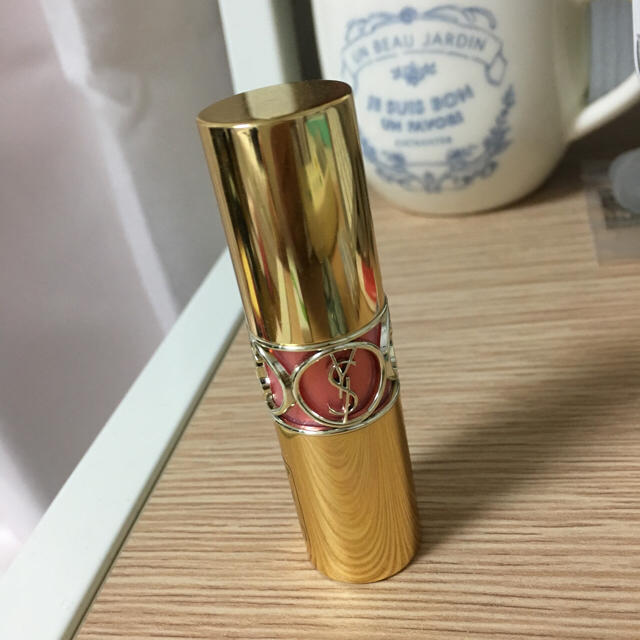 Yves Saint Laurent Beaute(イヴサンローランボーテ)のイヴ・サンローラン 口紅 No.15 コスメ/美容のベースメイク/化粧品(口紅)の商品写真