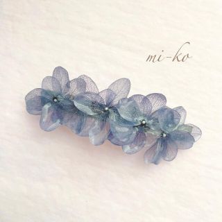 ねむぐら様　　　紫陽花のバレッタ　ネイビー　大　ピンクmix(ヘアアクセサリー)