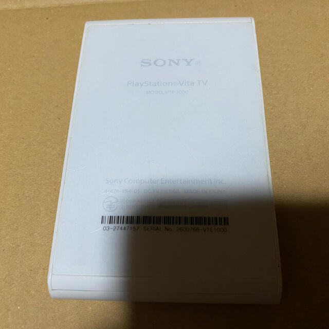 PlayStation Vita(プレイステーションヴィータ)のPlayStation VITA TV【メモリーカード32GB付属】 エンタメ/ホビーのゲームソフト/ゲーム機本体(家庭用ゲーム機本体)の商品写真