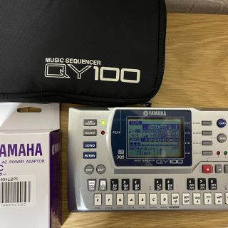 ヤマハ(ヤマハ)のYAMAHA QY100本体、ソフトケース、未使用ACアダプター付(音源モジュール)