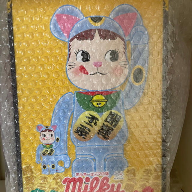 BE@RBRICK 招き猫 ペコちゃん 青蓄光 100％ ＆ 400％