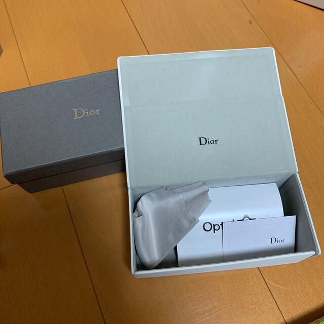 Dior(ディオール)のDIOR サングラス　ケース　ケースのみ メンズのファッション小物(サングラス/メガネ)の商品写真