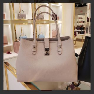 週末sale!FURLA JOANN トートバッグ A4 美品