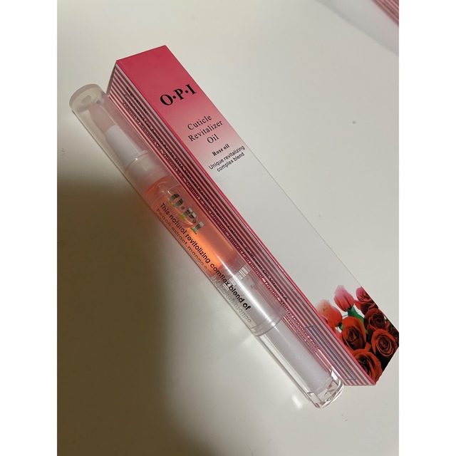 OPI(オーピーアイ)のネイルオイルペン1本 コスメ/美容のネイル(ネイル用品)の商品写真