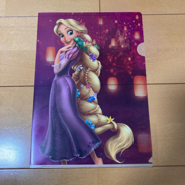 Disney(ディズニー)のラプンツェル　クリアファイル エンタメ/ホビーのアニメグッズ(クリアファイル)の商品写真