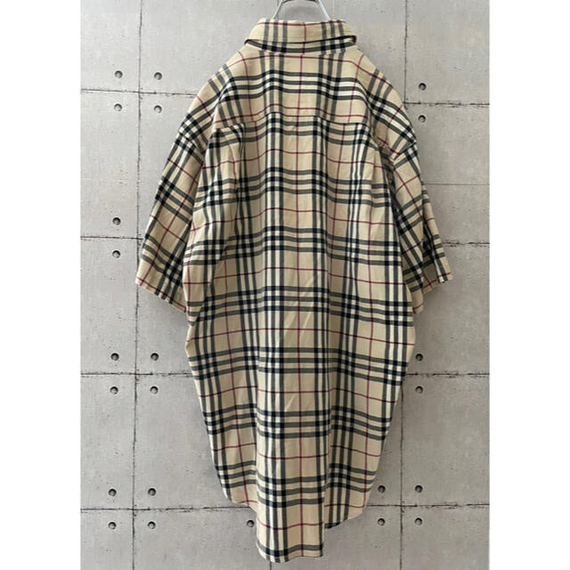 【人気】Burberry  チェック　半袖　シャツ メンズのトップス(シャツ)の商品写真