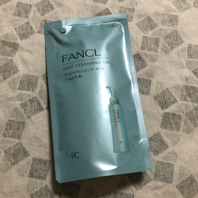 FANCL(ファンケル)の新品　ファンケル　マイルドクレンジングオイル　詰め替え コスメ/美容のスキンケア/基礎化粧品(クレンジング/メイク落とし)の商品写真