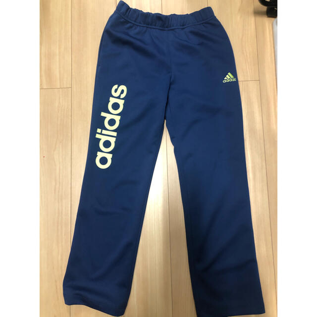 adidas(アディダス)のアディダス　ジャージ　パンツ　S レディースのパンツ(カジュアルパンツ)の商品写真