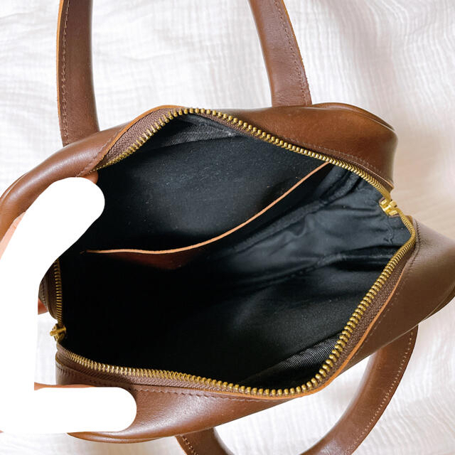 fig London(フィグロンドン)のfig london grandma hand bag brown 本革　レザー レディースのバッグ(ハンドバッグ)の商品写真