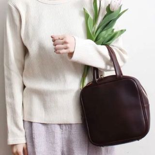 フィグロンドン(fig London)のfig london grandma hand bag brown 本革　レザー(ハンドバッグ)