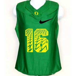 ナイキ(NIKE)のアメフト NIKE オレゴン大学 Dri-Fit パッド付きタンクトップ【新品】(アメリカンフットボール)