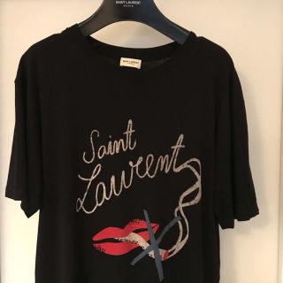 サンローラン(Saint Laurent)の人気サイズ‼️サンローラン　オーバーサイズ　スモーキングリップ Tシャツ  XS(Tシャツ/カットソー(半袖/袖なし))