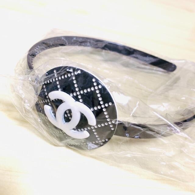 シャネル カチューシャ ブラック ホワイト レビュー高評価の商品