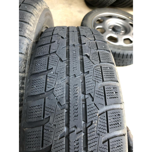 スズキ(スズキ)の165/60R15  スズキ　ハスラー純正　スチール　スズキ純正　スタッドレス 自動車/バイクの自動車(タイヤ・ホイールセット)の商品写真