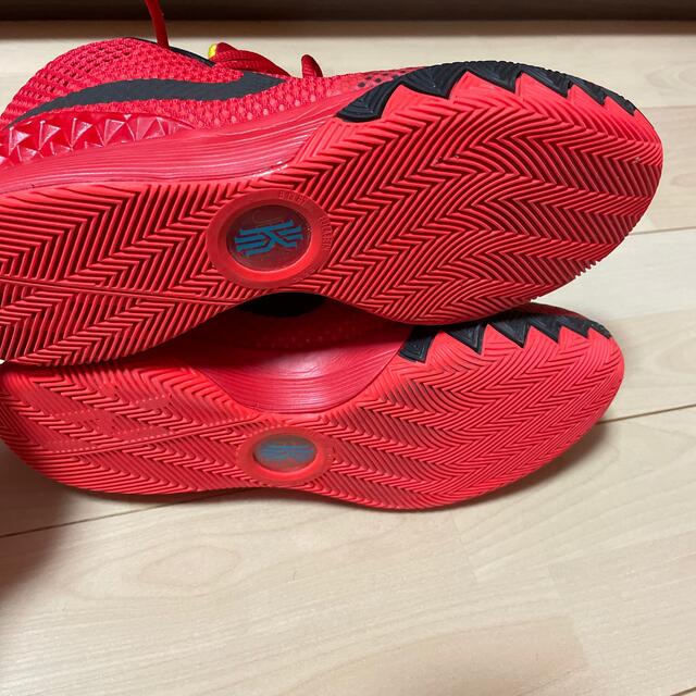 NIKE(ナイキ)のkyrie 1 28cm メンズの靴/シューズ(スニーカー)の商品写真