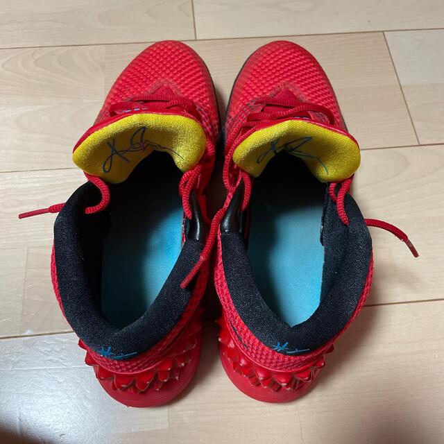 NIKE(ナイキ)のkyrie 1 28cm メンズの靴/シューズ(スニーカー)の商品写真