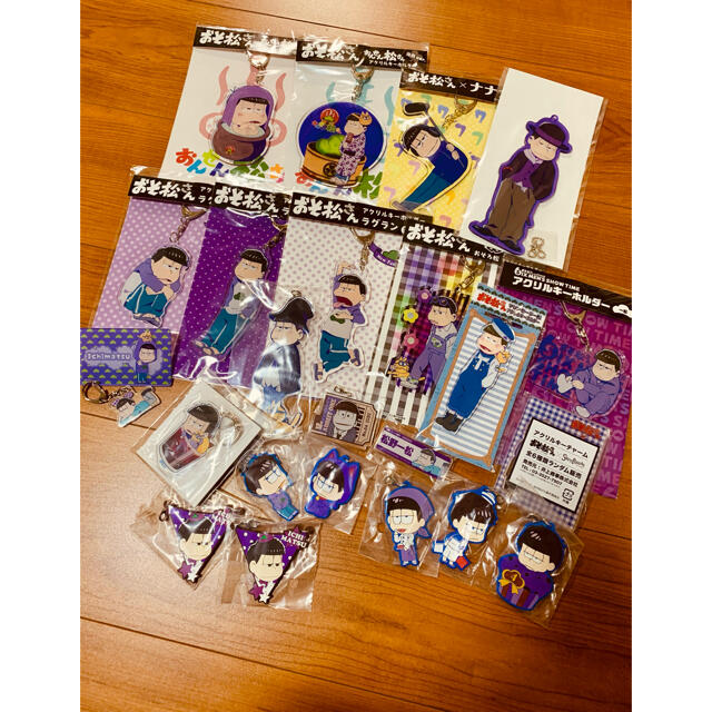 おそ松さん☆一松 アクリル系 ラバー系セット売り。 | myglobaltax.com