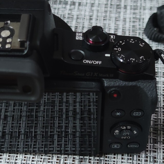 Canon(キヤノン)の【土日限定値下げ】canon PowerShot G1 X Mark III スマホ/家電/カメラのカメラ(コンパクトデジタルカメラ)の商品写真