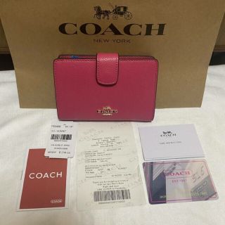 コーチ(COACH)の大人気！【新品・未使用】コーチ シグネチャー 二つ折り財布 本革 ピンク (財布)