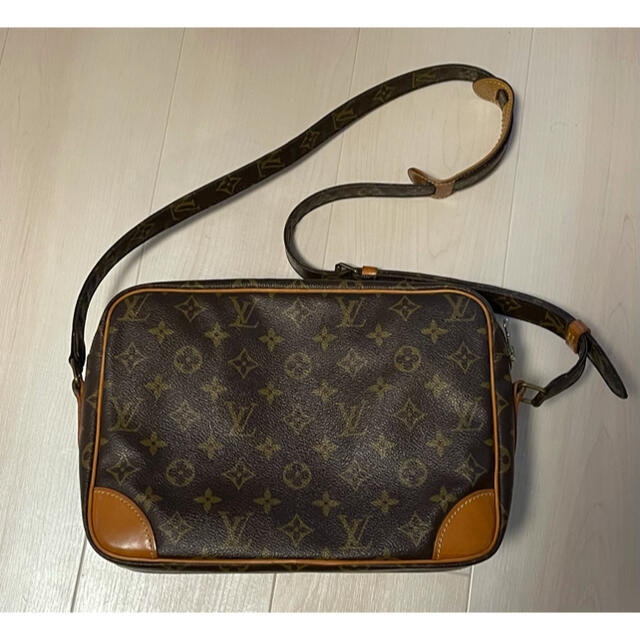 LOUIS VUITTON(ルイヴィトン)のLOUIS VUITTON バッグ レディースのバッグ(ハンドバッグ)の商品写真