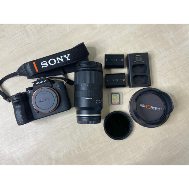 SONY(ソニー)の【ほぼ未使用品】α7ⅲ 本体 TAMRON 28-75mm セット スマホ/家電/カメラのカメラ(デジタル一眼)の商品写真