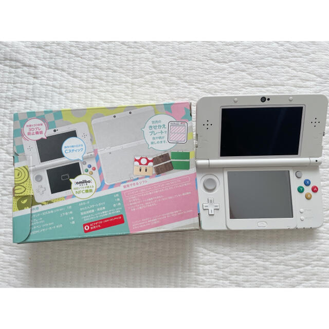 Nintendo 3DS NEW ニンテンドー 本体 ホワイト　ACアダプター付