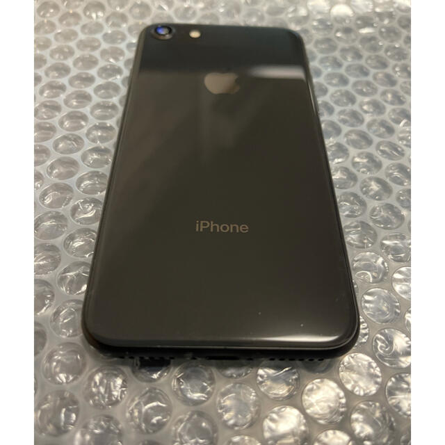 iPhone(アイフォーン)のiPhone8 SIMフリー　64G ジャンク品 スマホ/家電/カメラのスマートフォン/携帯電話(スマートフォン本体)の商品写真