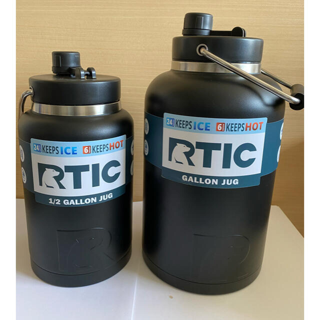 THERMOS(サーモス)のRTIC 1GALLON JUG 3.8L アールティック　ワンガロンジャグ　黒 スポーツ/アウトドアのアウトドア(食器)の商品写真