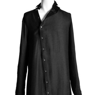 イサムカタヤマバックラッシュ(ISAMUKATAYAMA BACKLASH)のSOSNOVSKA DIAGONAL FLY LONG SHIRT (BLACK(シャツ)