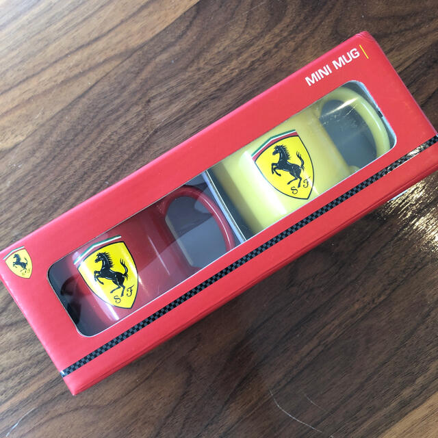 Ferrari(フェラーリ)のFerrariのミニマグカップ インテリア/住まい/日用品のキッチン/食器(グラス/カップ)の商品写真